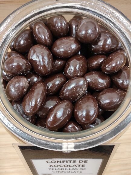BOMBONES DE ALMENDRA CON CHOCOLATE NEGRO PELADILLAS DE CHOCO (ESPAÑA)
