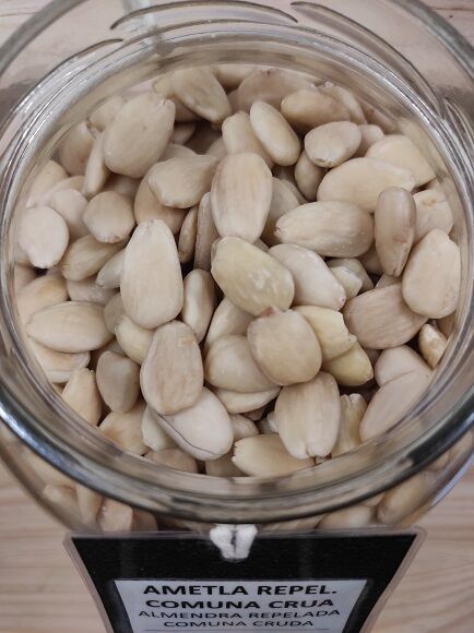 ALMENDRA CRUDA REPELADA COMUNA (ESPAÑA)
