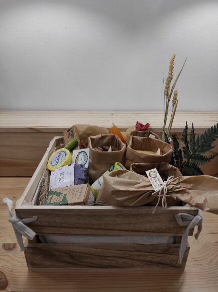 CESTA ALIMENTACIÓN Y COSMÉTICA Nº 0001 (SILLA)