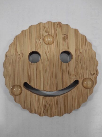 JABONERA ARTESANAL DE BAMBÚ "SONRISA" 9 x 1.2 CM 1 UD (VALENCIA)