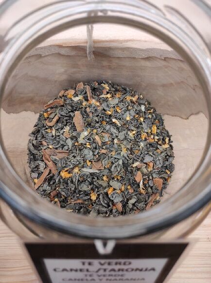 TÉ VERDE CON CANELA Y NARANJA (ESPAÑA)
