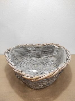 CESTA MEDIANA MIMBRE CORAZÓN 26 x 26 x 9 CM 1 UD