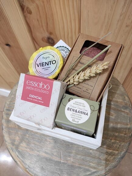 CESTA COSMÉTICA Nº 0007 (SILLA)