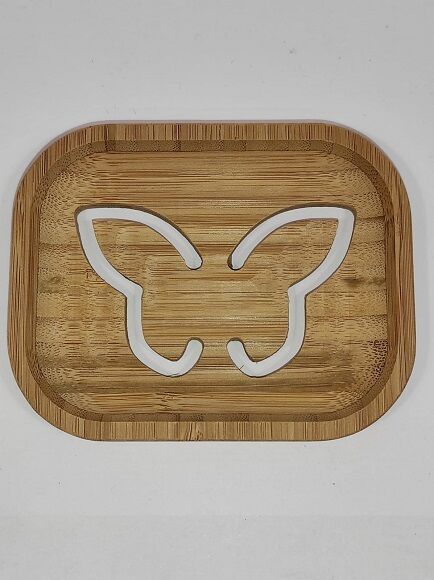 JABONERA ARTESANAL DE BAMBÚ "MARIPOSA" 11,8 x 9 x 1,2 CM 1 UD (VALENCIA)
