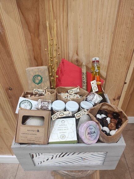 CESTA ALIMENTACIÓN Y COSMÉTICA Nº 0024 (SILLA)