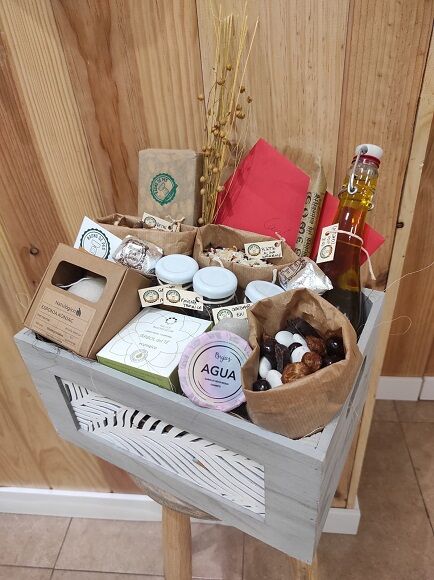 CESTA ALIMENTACIÓN Y COSMÉTICA Nº 0024 (SILLA)