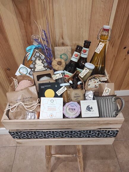 CESTA ALIMENTACIÓN Y COSMÉTICA Nº 0028 (SILLA)