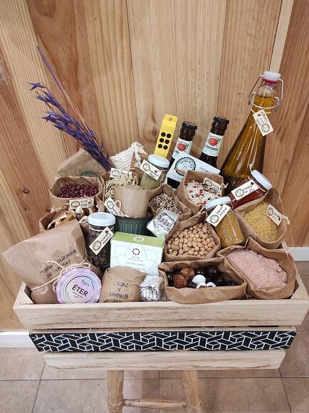CESTA ALIMENTACIÓN Y COSMÉTICA Nº 0029 (SILLA)