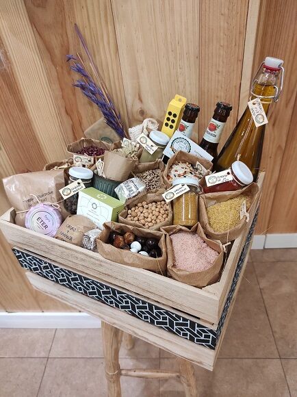 CESTA ALIMENTACIÓN Y COSMÉTICA Nº 0029 (SILLA)