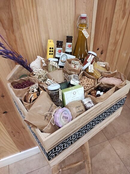 CESTA ALIMENTACIÓN Y COSMÉTICA Nº 0029 (SILLA)