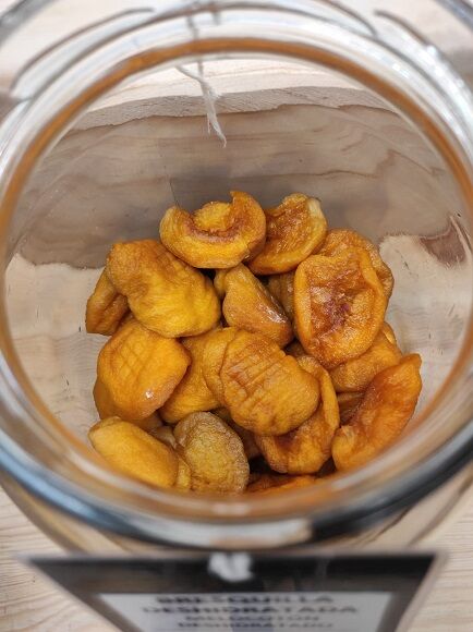 OREJÓN DE MELOCOTÓN DESHIDRATADO MITADES SIN AZÚCAR a granel (SUDÁFRICA)