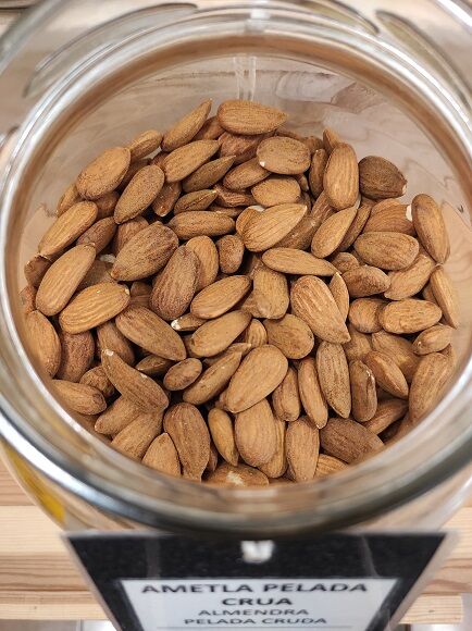 ALMENDRA CRUDA PELADA NONPAREIL (ESPAÑA)