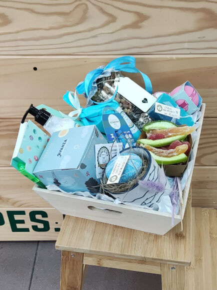 CESTA ALIMENTACIÓN Y COSMÉTICA Nº 0057 "COMO EL MAR" 1 UD (SILLA) RAONS DE PES