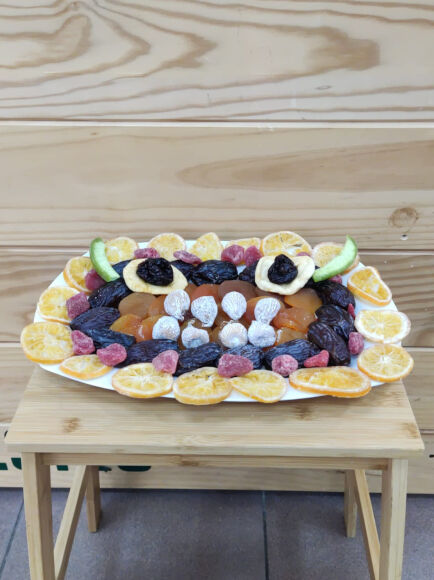 BANDEJAS DE DULCES PERSONALIZADAS, EJEMPLO Nº 001 "FRUTAS" 1 UD (SILLA) RAONS DE PES