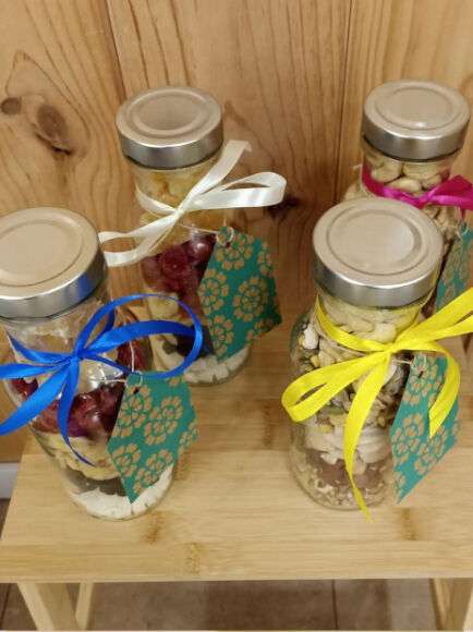 DETALLE REGALO Nº 0010 "MILES DE DULCES" 1 UD (SILLA) RAONS DE PES