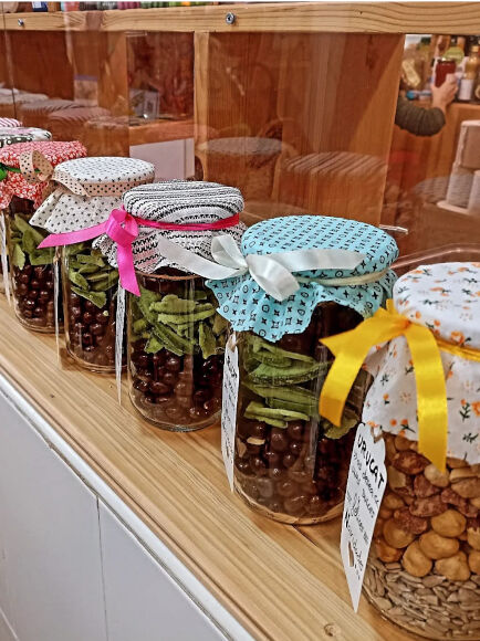 DETALLE REGALO Nº 0010 "MILES DE DULCES" 1 UD (SILLA) RAONS DE PES