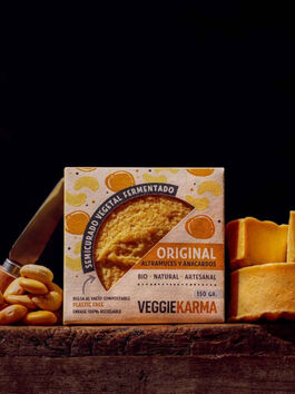QUESO VEGANO SEMICURADO VEGETAL ORIGINAL 150 GR 1 UD (BARCELONA) VEGGIE KARMA - ECO