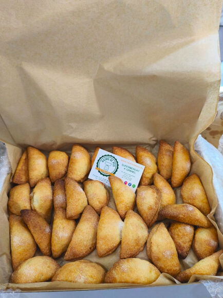 PASTEL - EMPANADILLA DE CALABAZA PEQUEÑA A GRANEL (OLOCAU) PANADERÍA OLOCAU