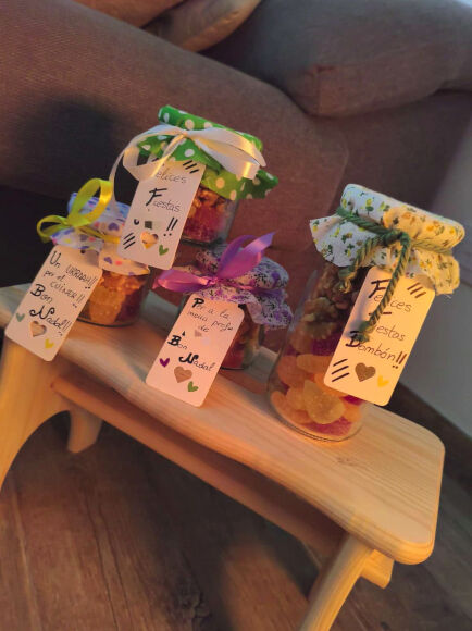 DETALLE REGALO Nº 0010 "MILES DE DULCES" 1 UD (SILLA) RAONS DE PES