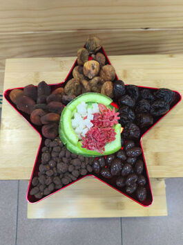 BANDEJAS DE DULCES PERSONALIZADAS, EJEMPLO Nº 010 "FRUTAS Y BOMBONES" 1 UD (SILLA) RAONS DE PES