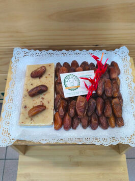 BANDEJAS DE DULCES PERSONALIZADAS, EJEMPLO Nº 014 "TURRONES Y FRUTAS" 1 UD (SILLA) RAONS DE PES