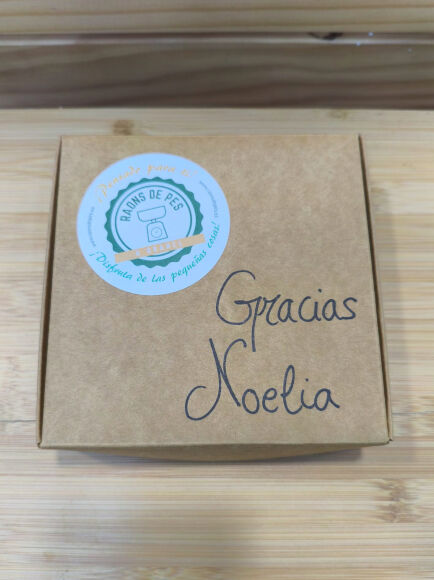 CESTA COSMÉTICA Nº 0061 "PETITS PLAERS CONSCIENTS" 1 UD (SILLA) RAONS DE PES